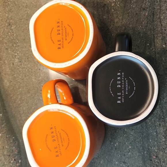 Rae Dunn Bundle of 3 Coffee Mugs Halloween 2022 New Release "NEW" - Picture 4 of 4